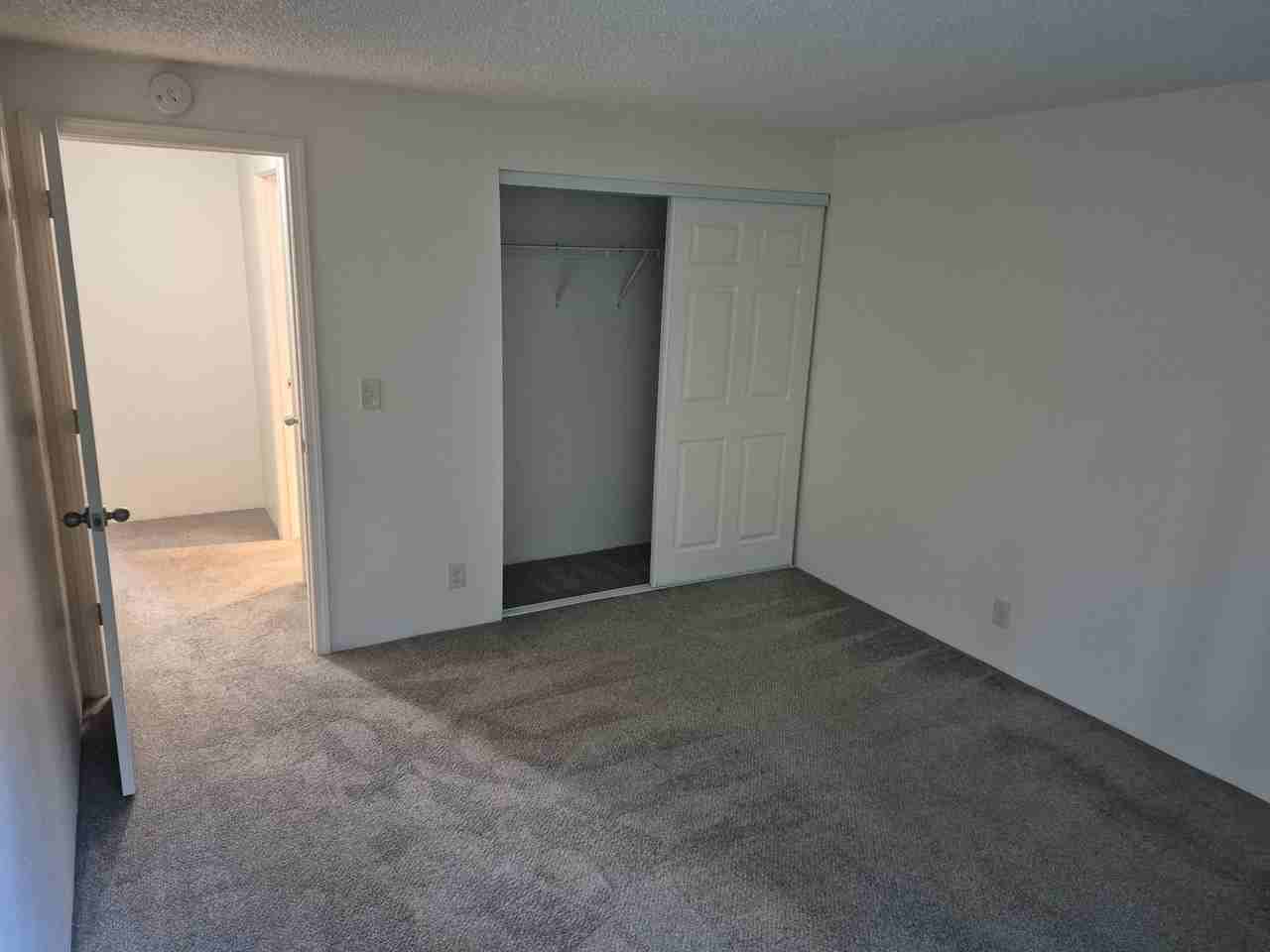 Kelly Green Apts - Photo 7 of 34