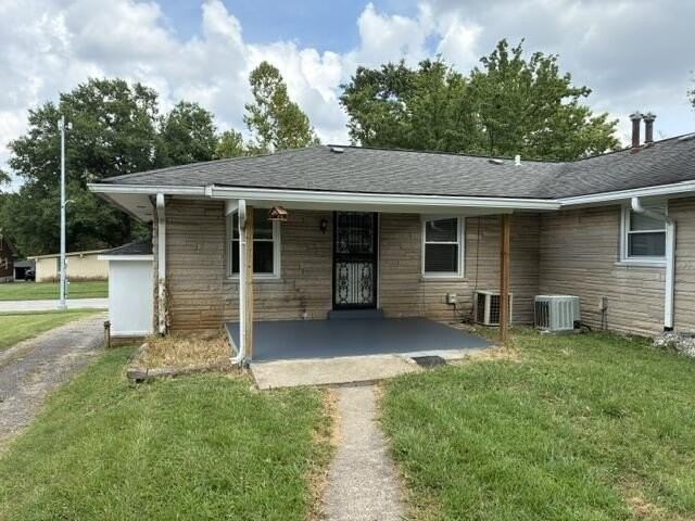 132 Greenbriar Rd - Photo 2 of 9