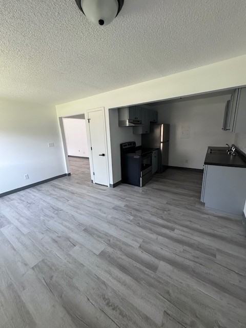 595 Wagner DR. - Photo 6 of 28