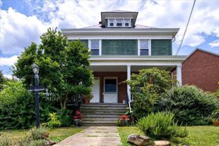 2202 Broadway Ave Sw - Photo 1 of 1