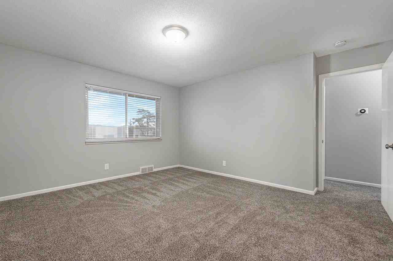 The Pines 9540-9544 - Photo 4 of 12