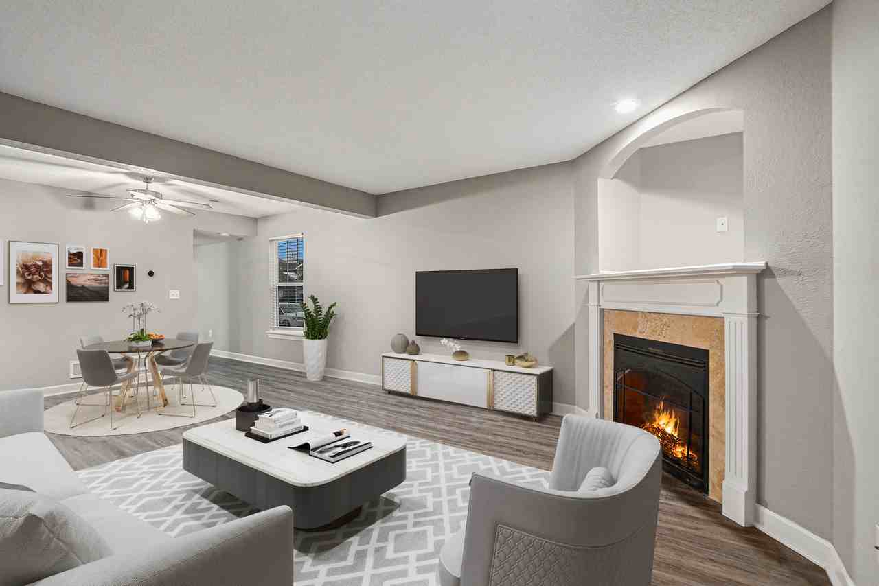 Timbers East - Photo 3 of 23