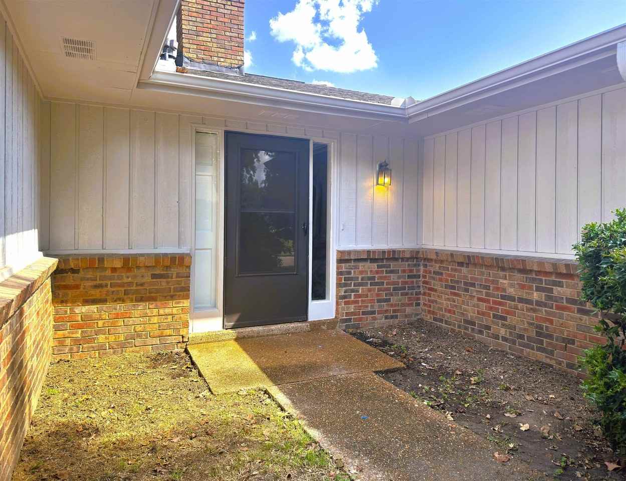 3422 Jenny Ln - Photo 3 of 19