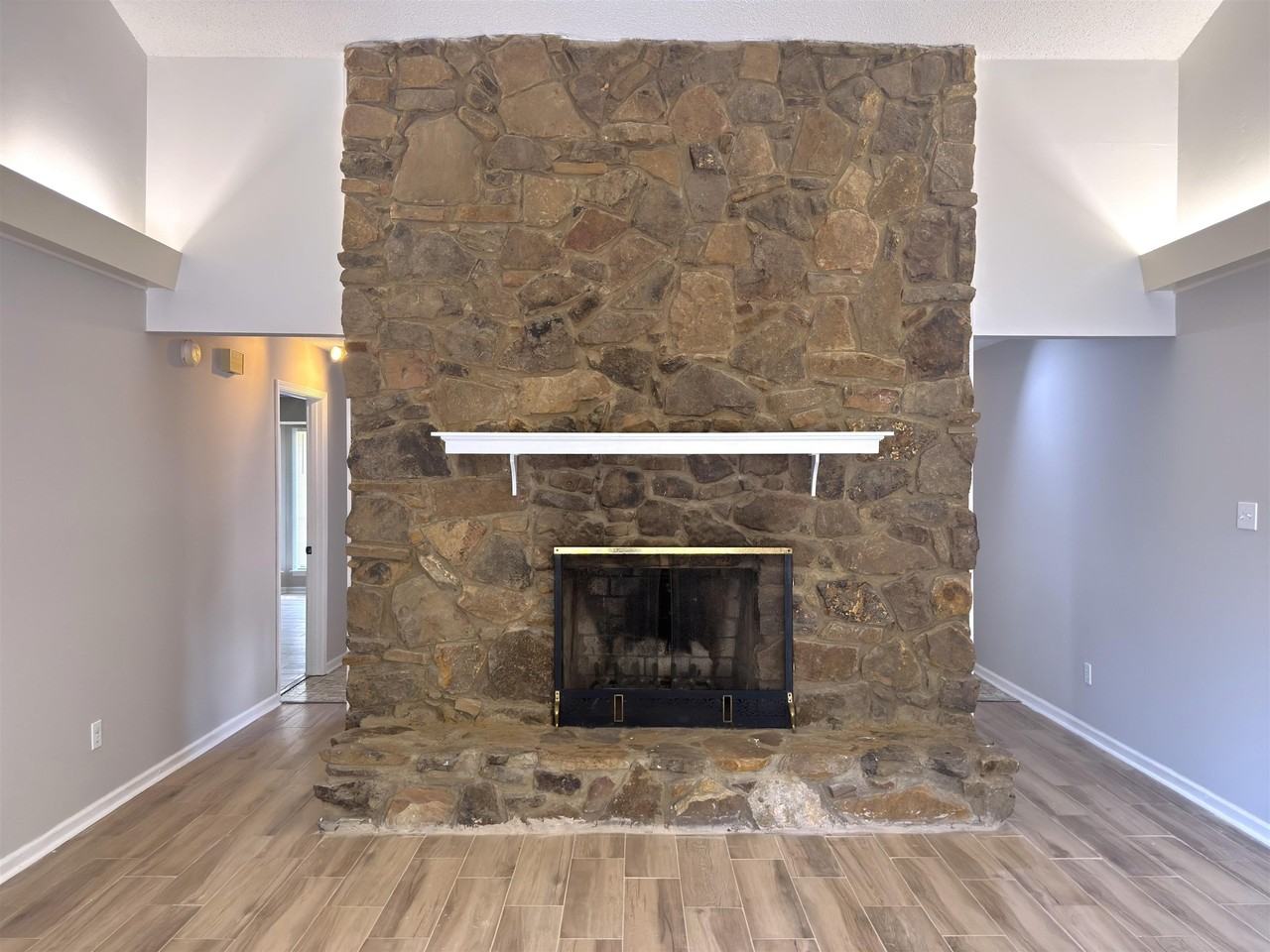 3422 Jenny Ln - Photo 6 of 19