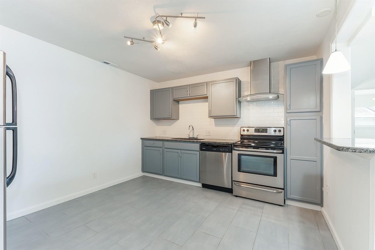 Mission Park Apartments - Photo 7 of 15