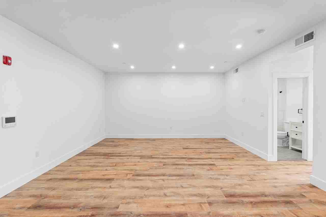 708 North 43rd Street - Photo 5 of 10