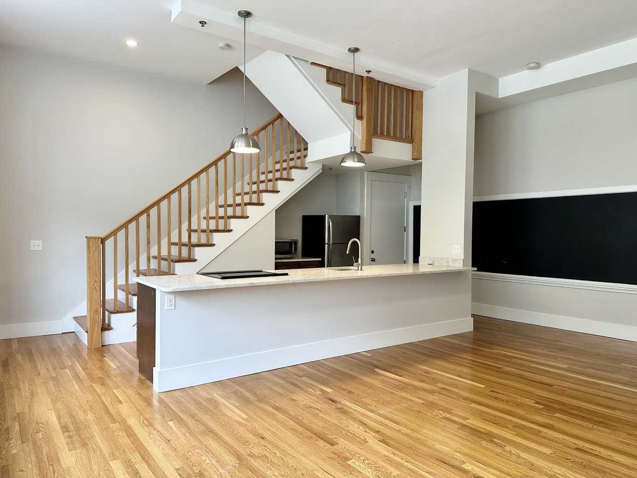 North Village Lofts / 155 Ararat St - Photo 2 of 15