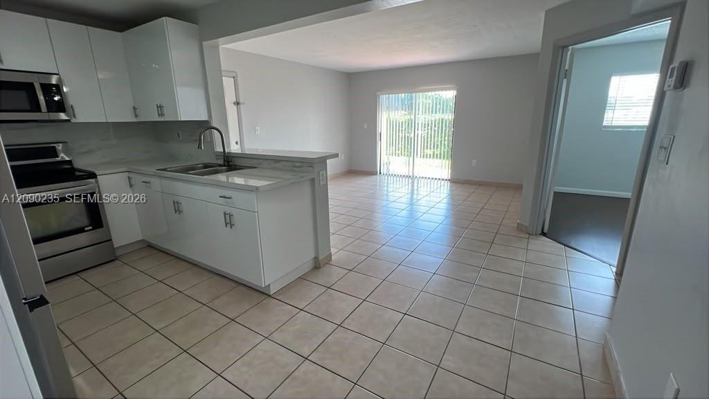 3000 Nw 5th Ter #3000 - Photo 2 of 8