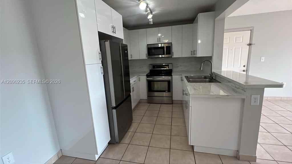 3000 Nw 5th Ter #3000 - Photo 3 of 8
