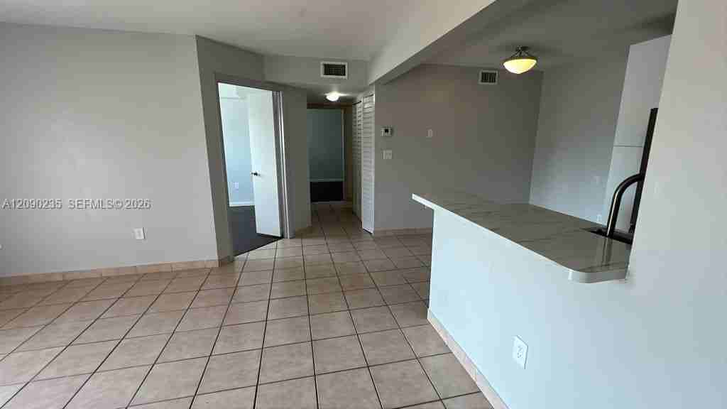 3000 Nw 5th Ter #3000 - Photo 5 of 8
