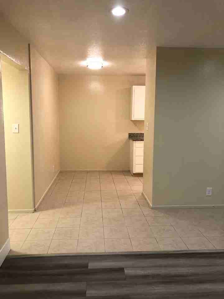 1927 Dwight Way - Photo 5 of 50
