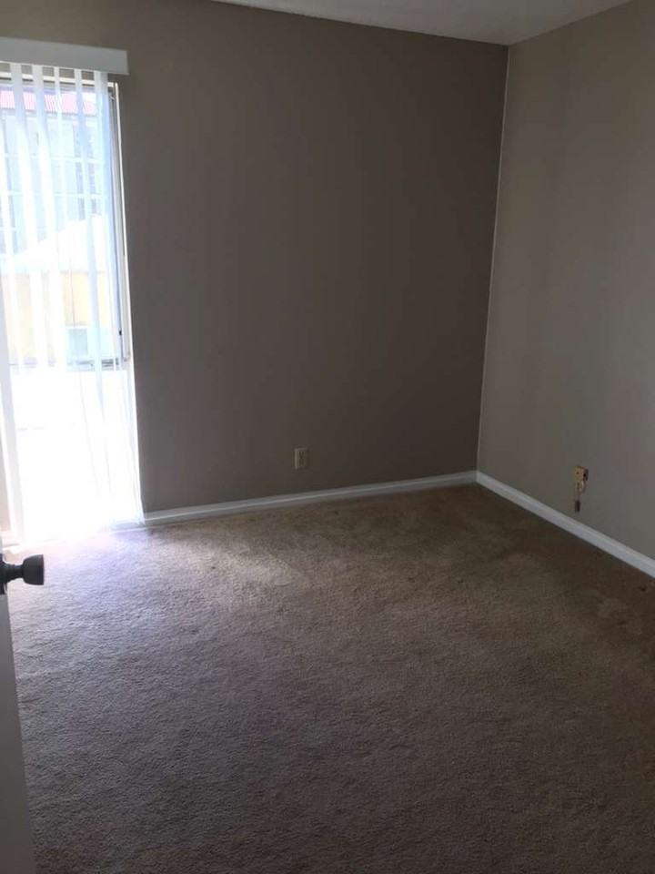 1800 Spruce Street - Photo 2 of 40