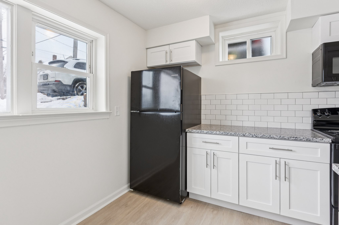 1056 South 29th Street - Photo 4 of 20