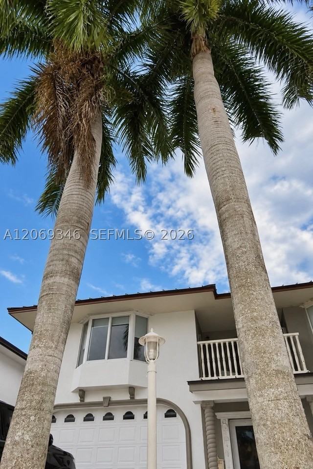 1230 Ne 89th St - Photo 2 of 40