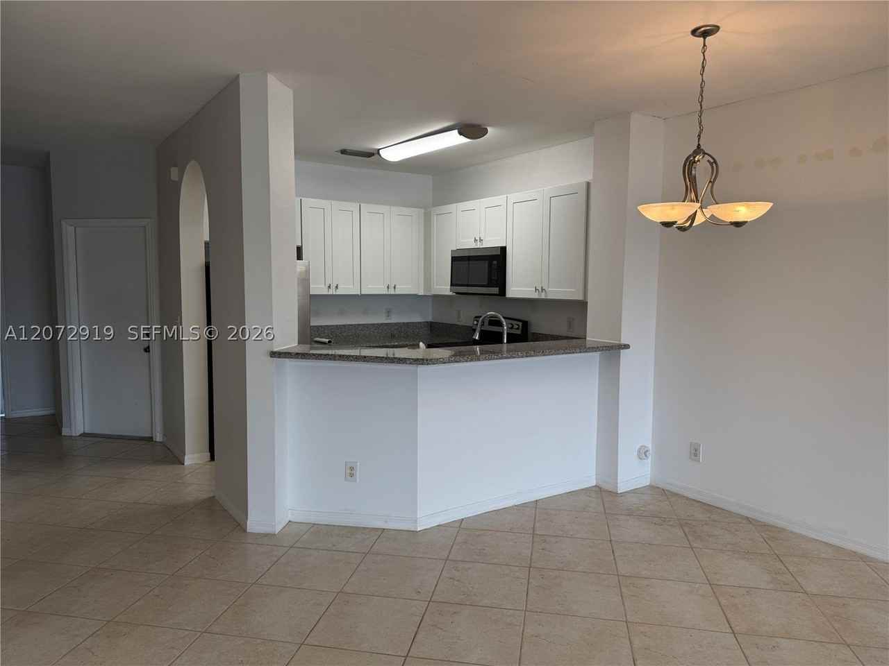 321 Sw 120th Ave #321 - Photo 2 of 14