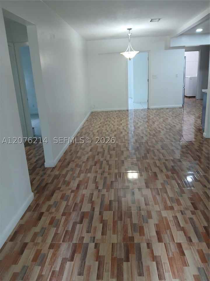 539 S Rainbow Dr #539 - Photo 3 of 27