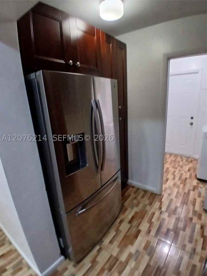539 S Rainbow Dr #539 - Photo 7 of 27
