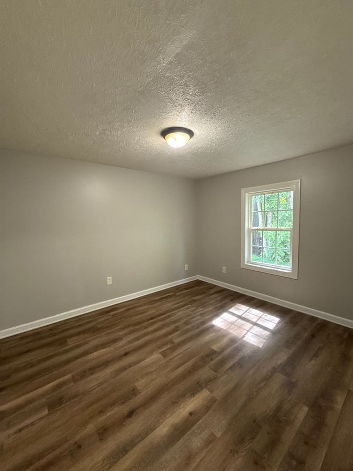 929 Scott Street - Photo 7 of 8