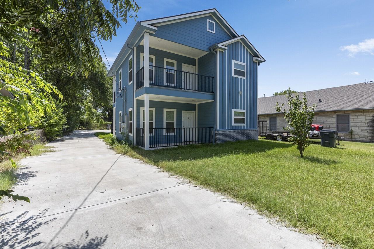 1215 Kellum Street - Photo 2 of 16