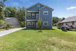 featured image of 1215 Kellum St