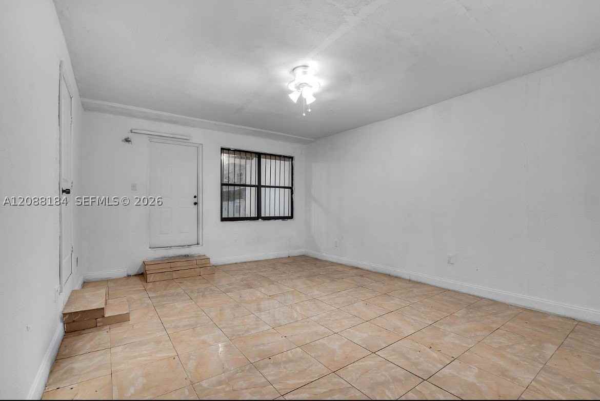 576 Nw 147th St #A - Photo 4 of 12