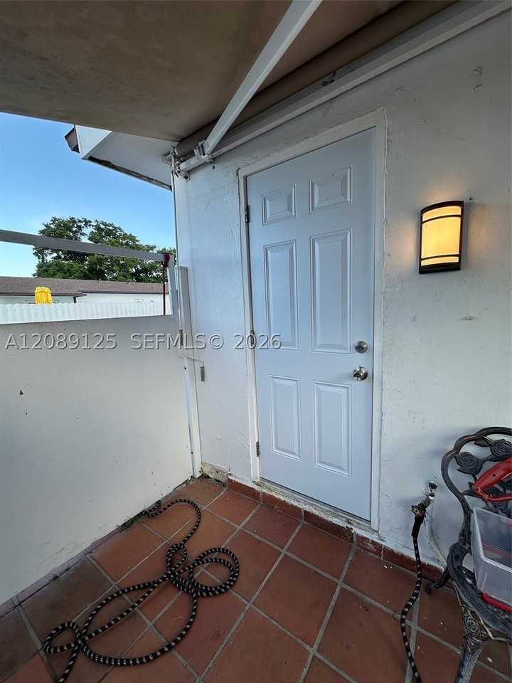 4623 Sw 127th Pl #0 - Photo 7 of 7