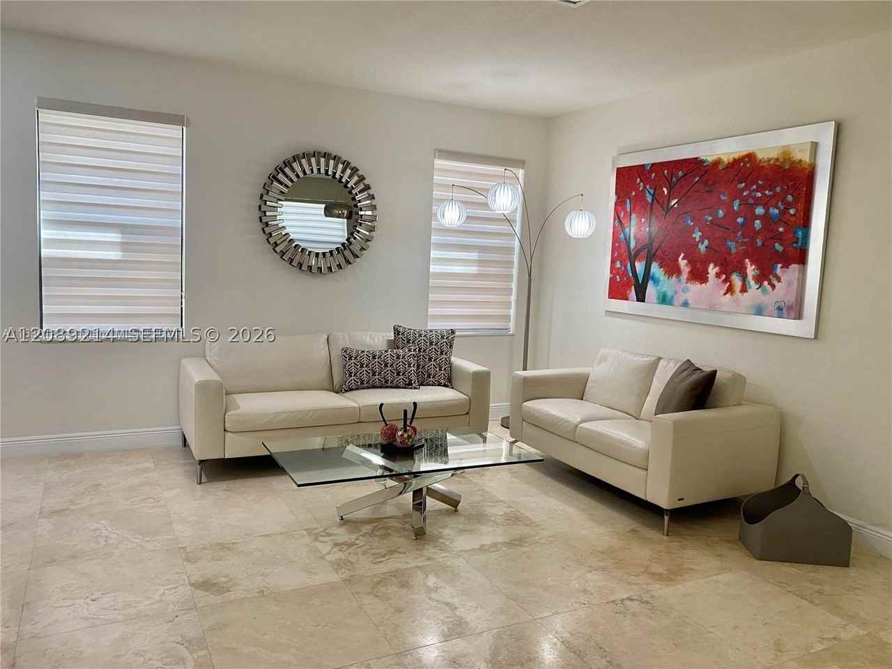 10230 Nw 86th St - Photo 5 of 24