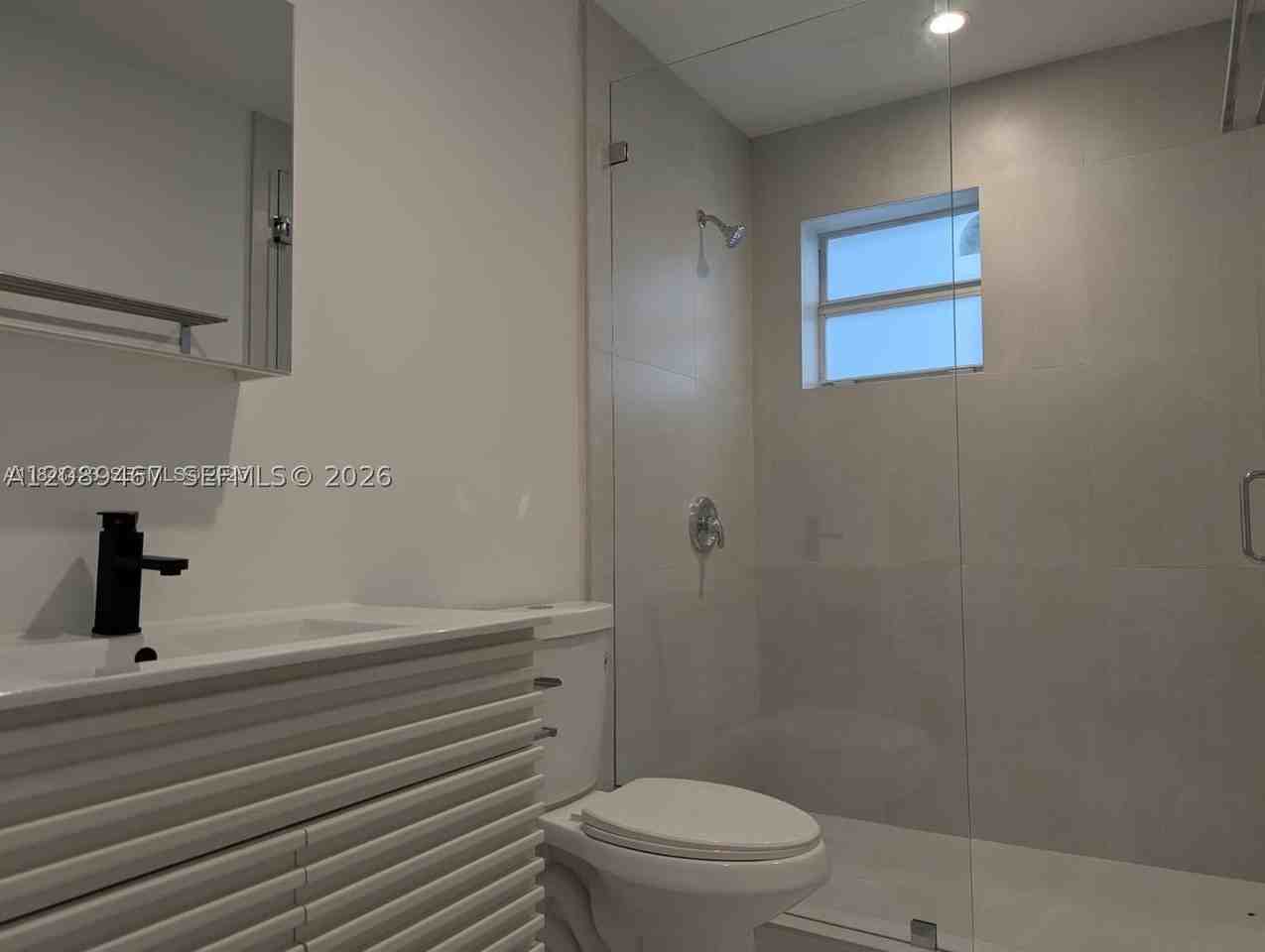 911 Sharar Ave #2 - Photo 6 of 20