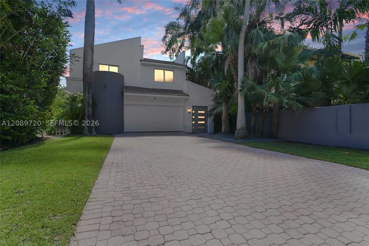 147 Golden Beach Dr - Photo 2 of 30