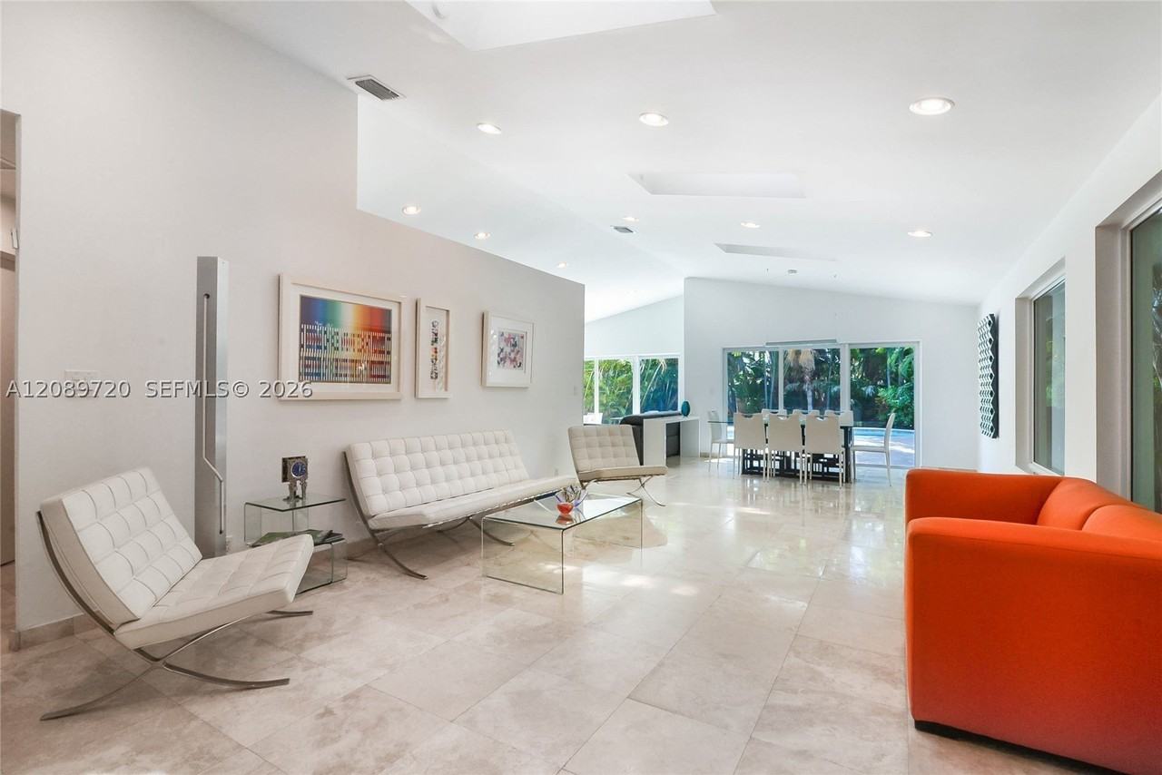 147 Golden Beach Dr - Photo 3 of 30