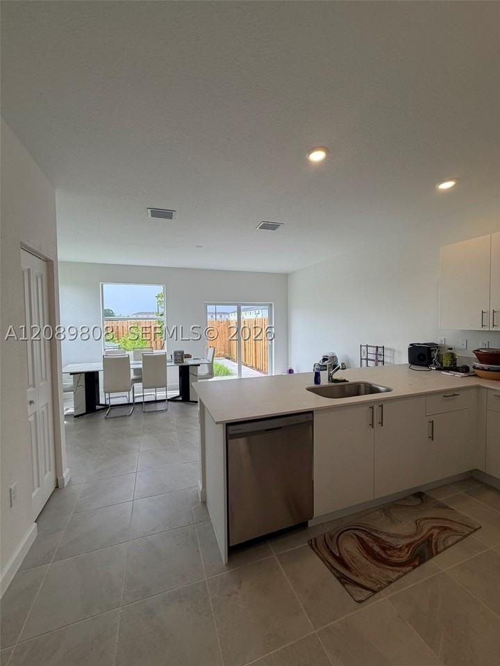 35537 Sw 189th Ave #35537 - Photo 2 of 23