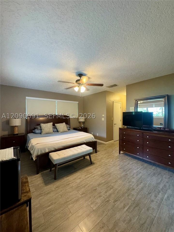 8800 Sw 151st St #0 - Photo 2 of 9