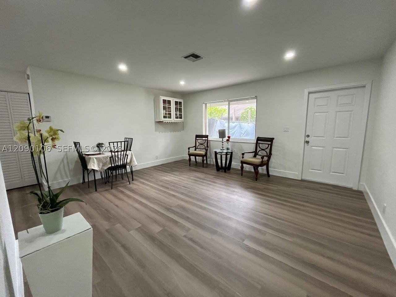 5020 Sw 26th Ave #1-2 - Photo 2 of 10