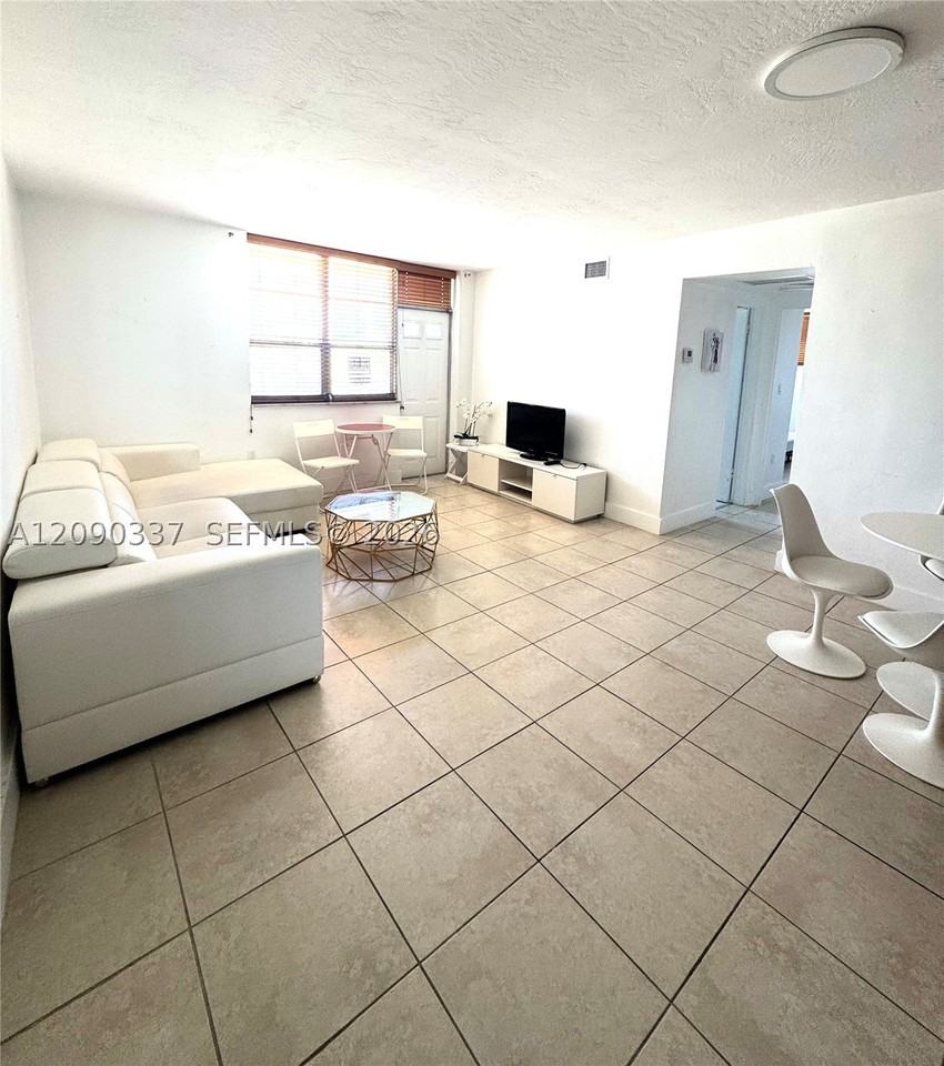 244 79th St #3D - Photo 4 of 12