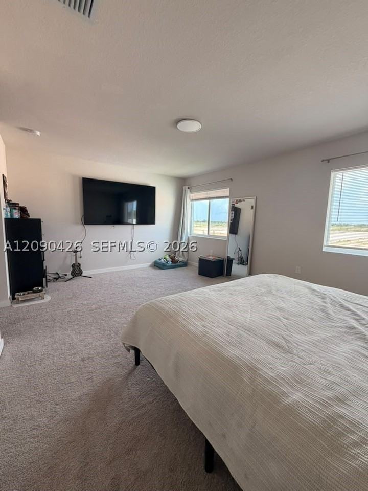 1074 Nw 6th Ter - Photo 5 of 8