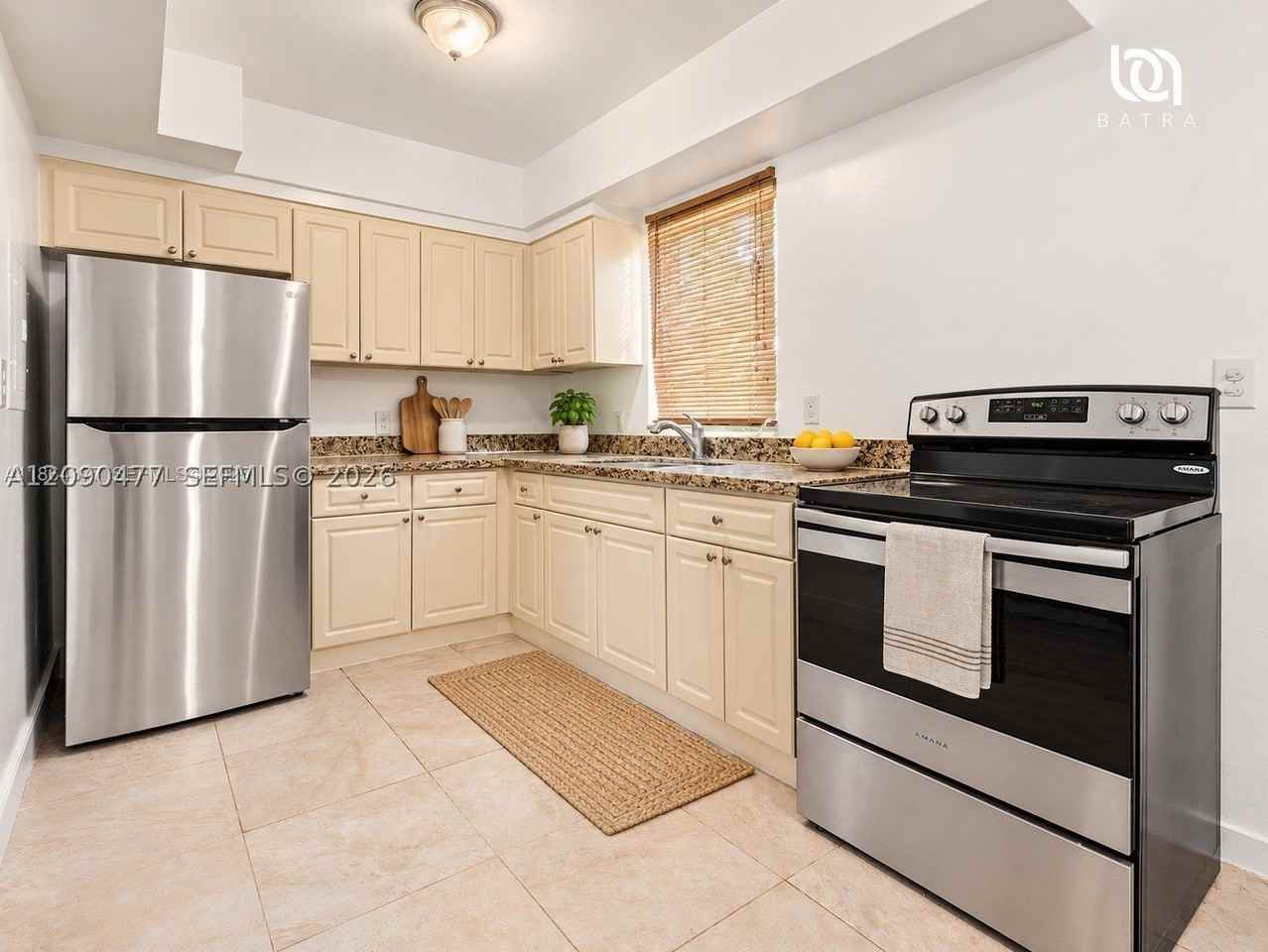 5001 Nw 12th Ave - Photo 3 of 11