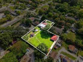 15425 N Miami Ave - Photo 1 of 1