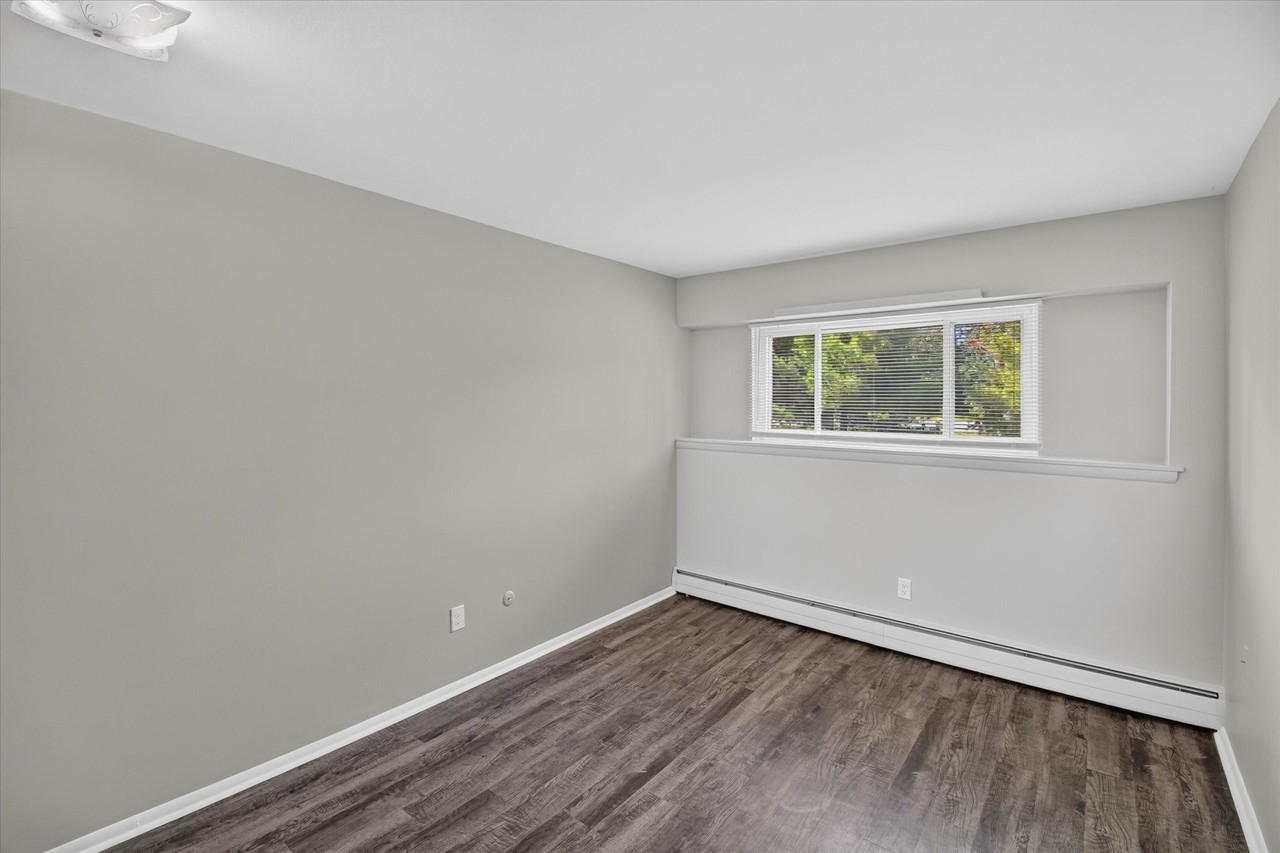 22000 Beck Road - Photo 5 of 30