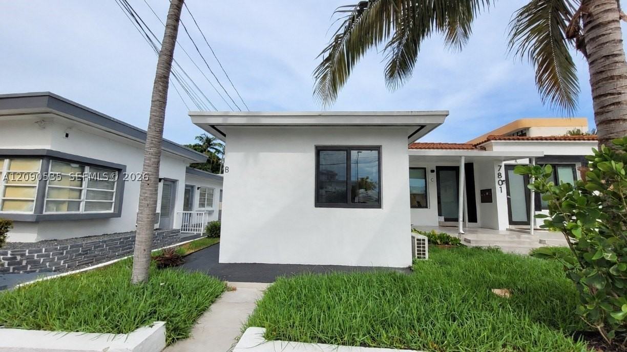 7801 Byron Ave #B - Photo 3 of 12