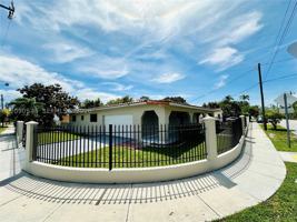 featured image of 201 Sw 40th Ave