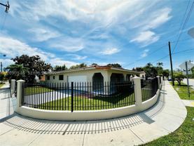201 Sw 40th Ave - Photo 1 of 1