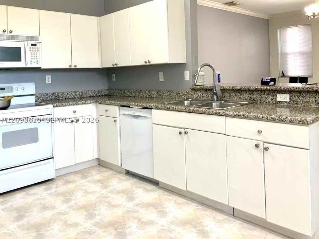15809 Sw 60th Ter #15809 - Photo 6 of 25