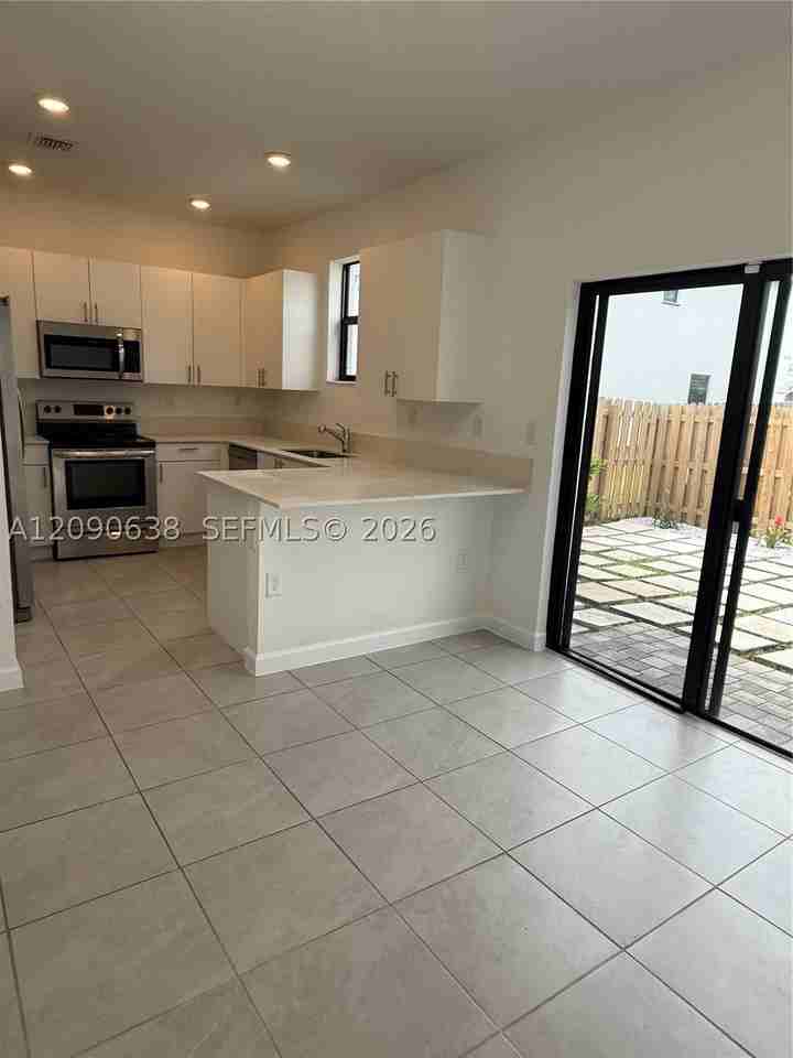 28532 Sw 133rd Path - Photo 3 of 15