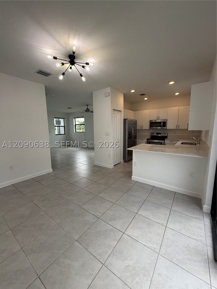 28532 Sw 133rd Path - Photo 4 of 15