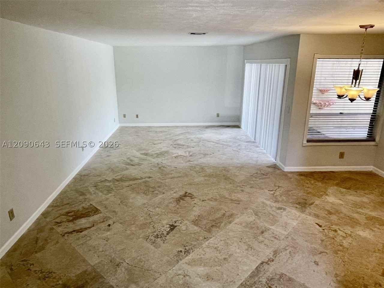 2160 Bayberry Dr #2160 - Photo 6 of 39