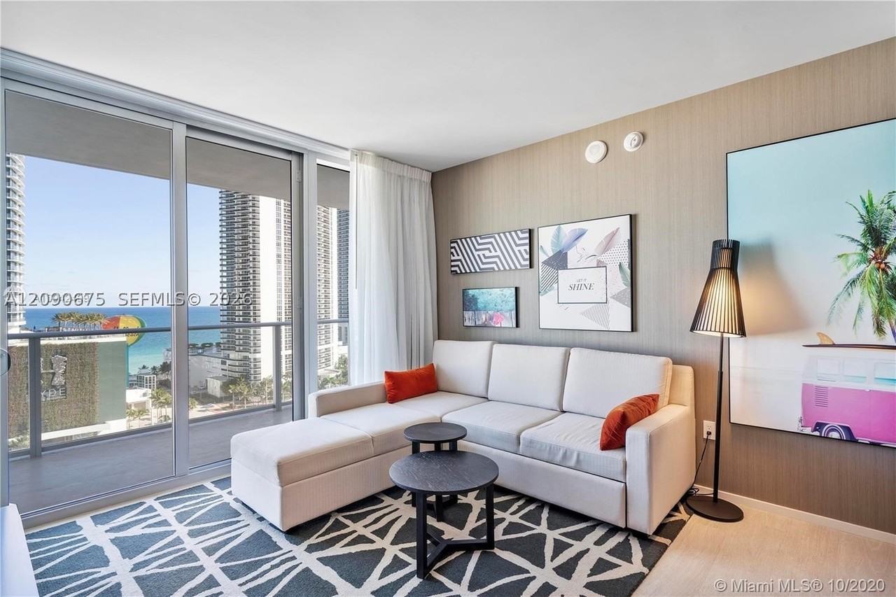 4010 S Ocean Dr - Photo 4 of 46