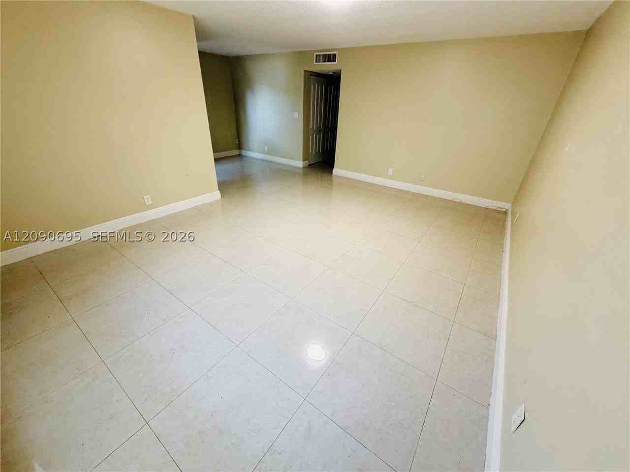 581 N University Dr #36 - Photo 2 of 8