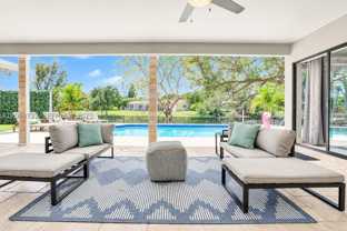 1941 Sw 52nd Ter - Photo 1 of 1