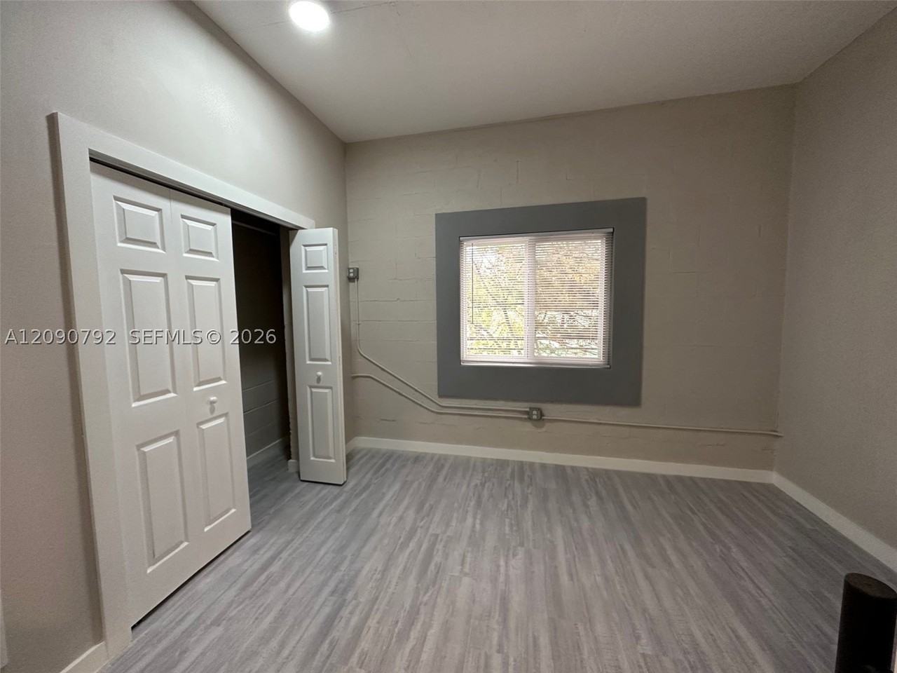 320 Sw 13th Ave #302 - Photo 6 of 12