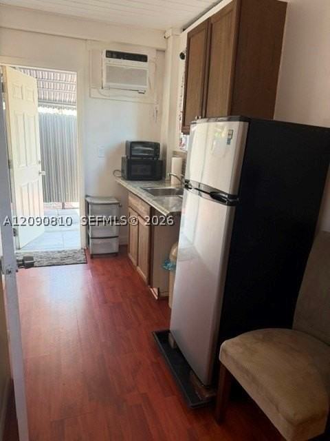 2080 Arcadia Dr #A - Photo 4 of 15